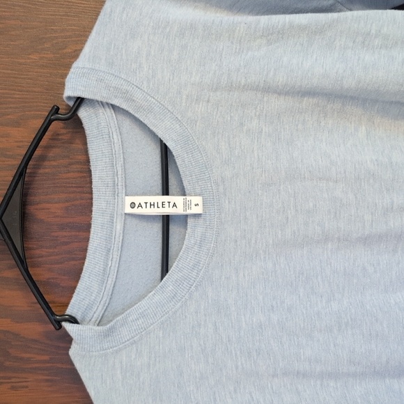 Athleta Light Gray Blue Sweatshirt Size Small - Picture 3 of 5